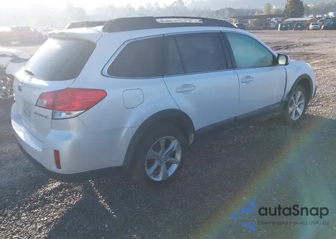 2014 Subaru Outback 2.5I Limited z USA, uszkodzony, nr VIN 4S4BRCMC0E3236833